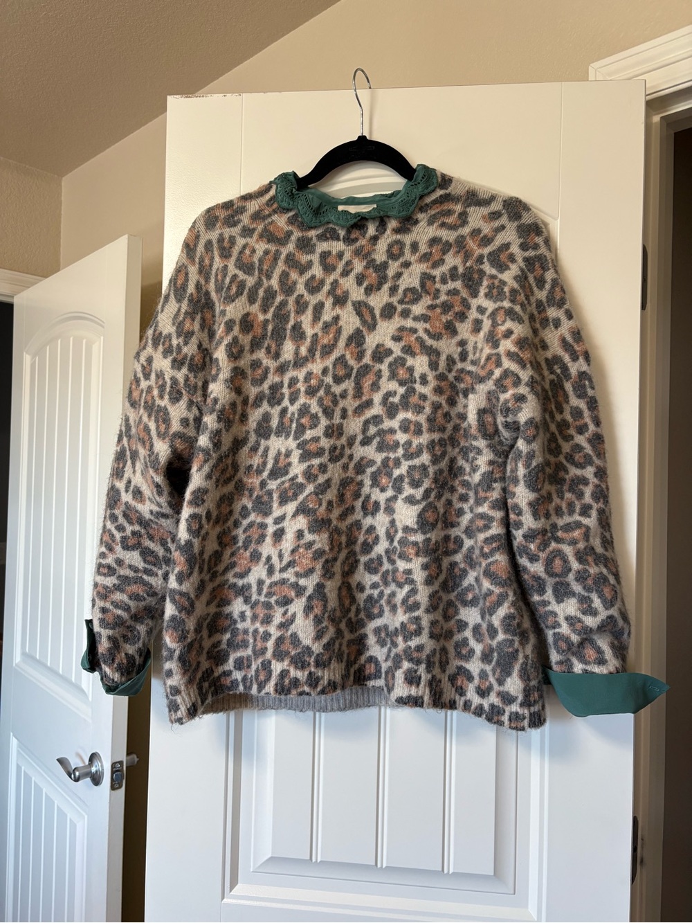 Boden Leopard-Print Crewneck Sweater Jumper Fuzzy